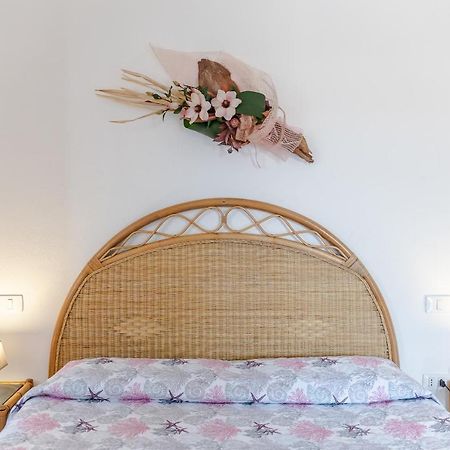 Apartmán Elisa Vista Mare Capo Testa Exteriér fotografie