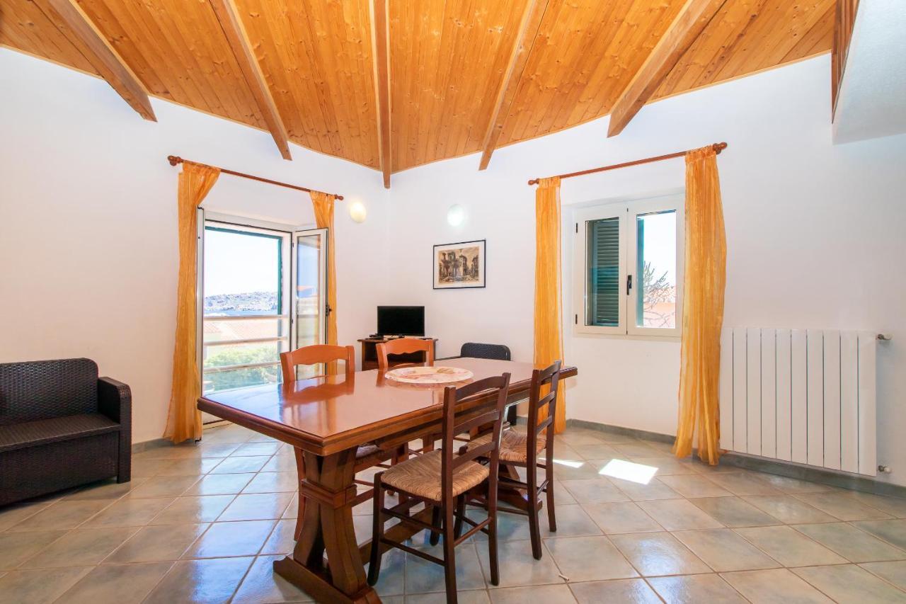 Apartmán Elisa Vista Mare Capo Testa Exteriér fotografie